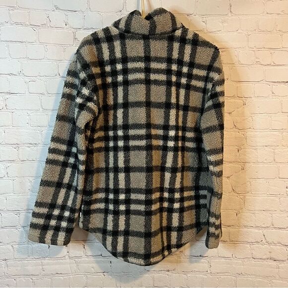 Kookaburra by Ugg Sherpa Sweater size XS - Picture 2 of 4